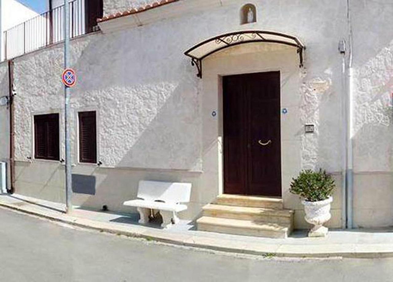 Bed and Breakfast Il Giardino Di Niu Palombaio Exterior foto