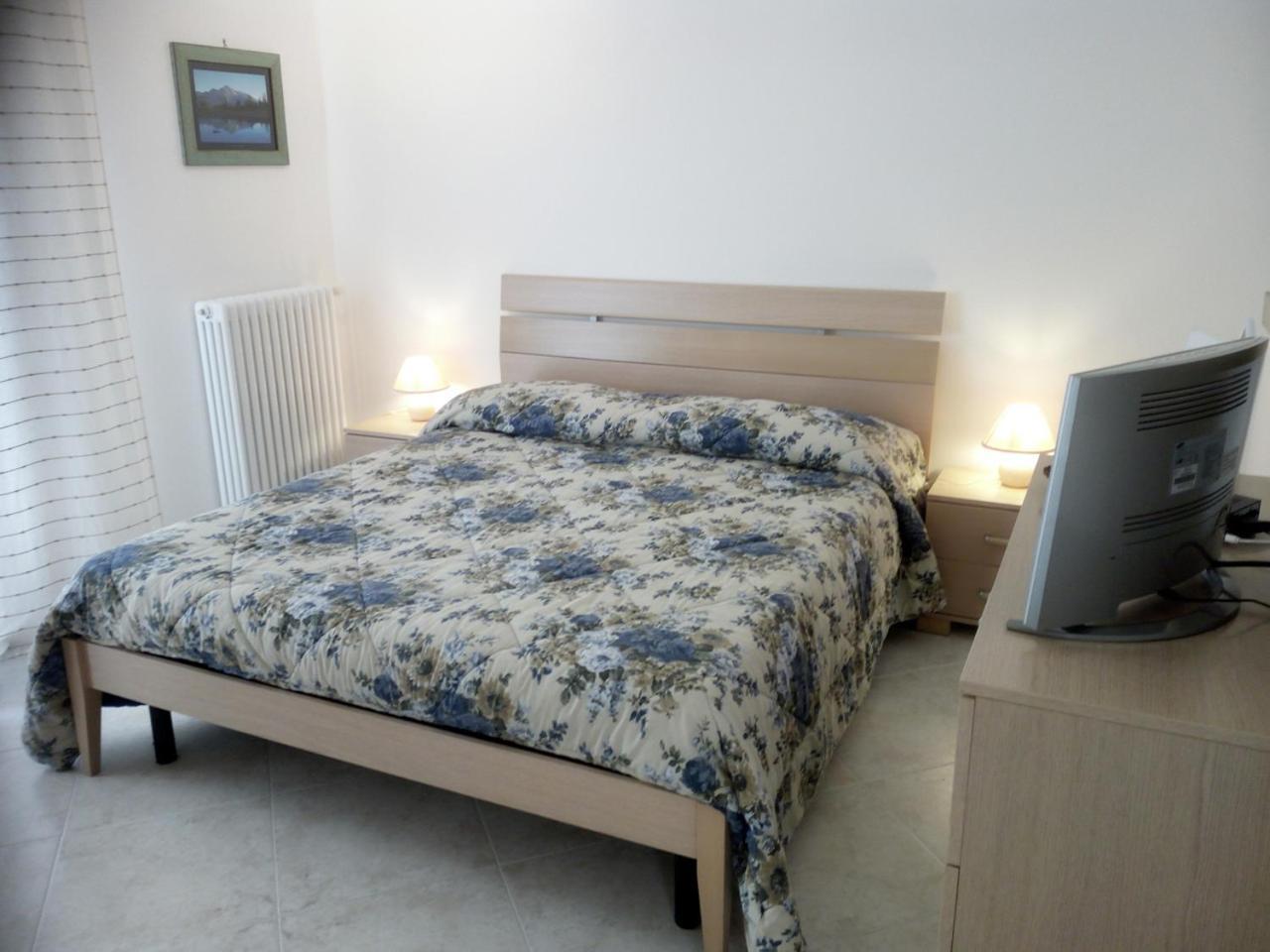 Bed and Breakfast Il Giardino Di Niu Palombaio Exterior foto
